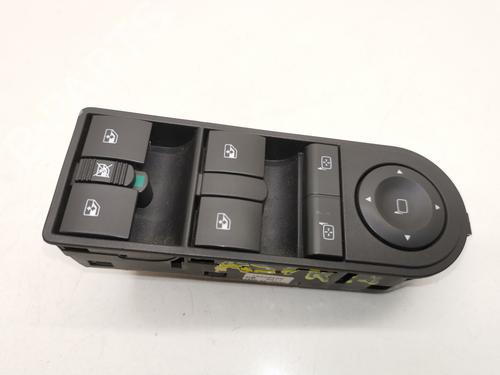 Used Left front window switch OPEL ASTRA H (A04) [2004-2014]  28980193