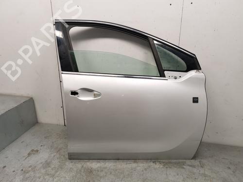 Used Right front door Right front door PEUGEOT 208 I (CA_, CC_) 1.5 BlueHDI 100 (102 hp) 39444100 39444100