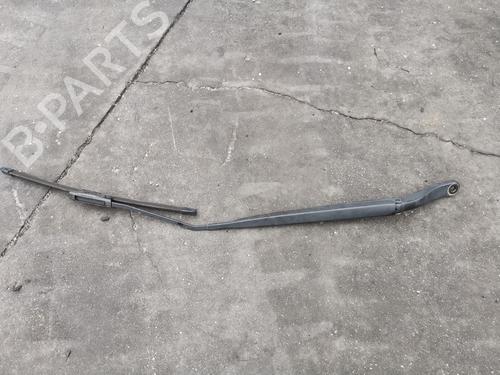 Vindrute viskerarm RENAULT MEGANE III Hatchback (BZ0/1_, B3_) 1.5 dCi (BZ09, BZ0D, BZ1W, BZ29, BZ14) (110 hp) 28978831
