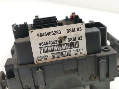 Fuse box PEUGEOT 307 Break (3E) 2.0 HDI 110 | BP37584666E1 - Image 3