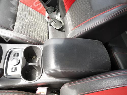 Armlæn Armlæn FORD FOCUS III Turnier 2.0 ST (250 hp) 33470637 33470637