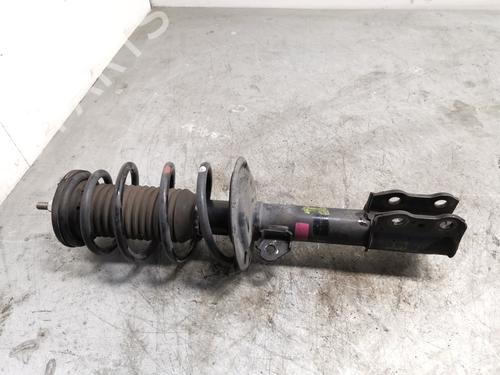 Used Left front shock absorber TOYOTA YARIS (_P13_) 1.5 Hybrid (NHP130_, NHP130) (101 hp) 29824696
