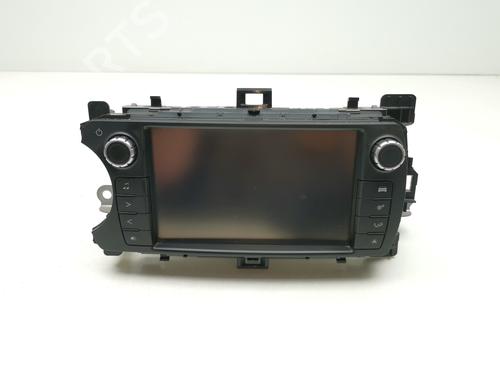 Used Radio Radio TOYOTA YARIS (_P13_) 1.5 Hybrid (NHP130_, NHP130) (101 hp) 29807363 29807363