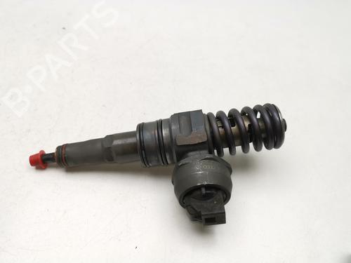 Used Injector VW GOLF V (1K1) [2003-2010]  28984974
