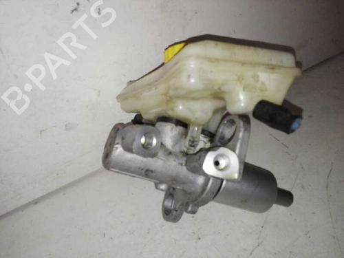 Used Brake master cylinder AUDI A4 B7 (8EC) 2.0 TDI 16V (140 hp) 28984408