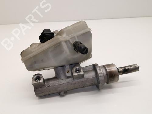Used Brake master cylinder FORD MONDEO III (B5Y) 2.0 TDCi (130 hp) 28980079