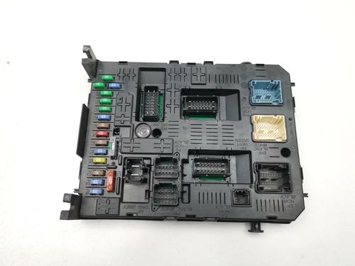 Used Fuse box CITROËN C5 III (RD_) [2008-2017]  31571761