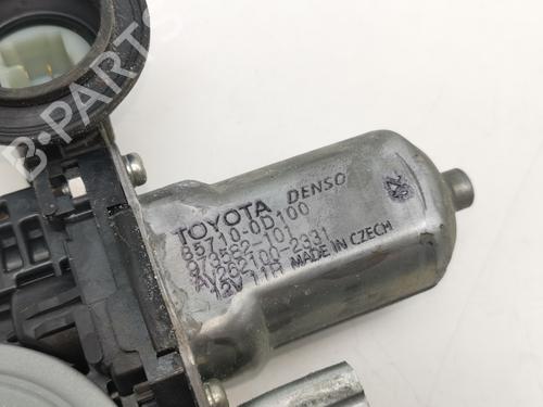Front right window mechanism TOYOTA YARIS (_P13_) 1.5 Hybrid (NHP130_, NHP130) | BP29810957C23