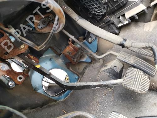 Used Break pedal Break pedal NISSAN TERRANO II (R20) 2.7 TD 4WD (101 hp) 40217989 40217989