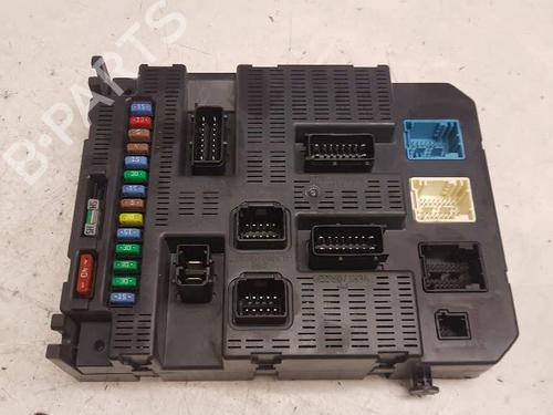 Fuse box PEUGEOT 308 I (4A_, 4C_)  | BP28989600E1 
