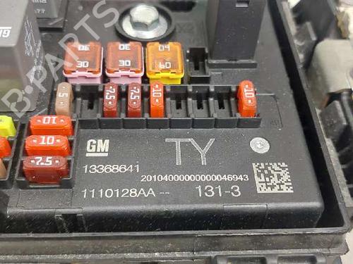 Fuse box OPEL ASTRA J Sports Tourer (P10) | BP28993873E1