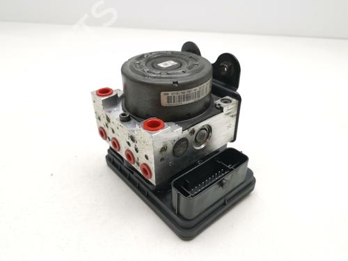 Used ABS pump HONDA CIVIC IX (FK) 1.6 i-DTEC (FK3) (120 hp) 28996746
