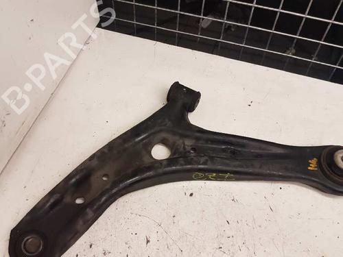 Used Left front suspension arm FORD FIESTA VI (CB1, CCN) [2008-2025]  28986012