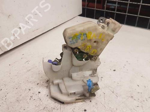 Used Rear right lock NISSAN X-TRAIL I (T30) 2.2 dCi 4x4 (136 hp) 28985294