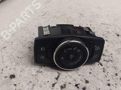 Used Headlight switch FORD FOCUS III [2010-2020]  28984084