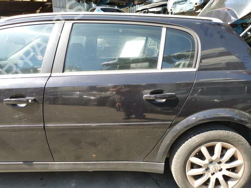 Used Left rear door Left rear door OPEL SIGNUM Hatchback (Z03) 1.9 CDTI (F48) (120 hp) 33401917 33401917