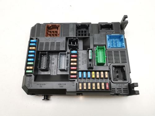 Fuse box PEUGEOT 2008 I (CU_)  | BP28989815E1 