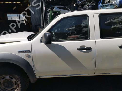 Used Left front door Left front door FORD RANGER (ET) 2.5 TDCi 4x4 (143 hp) 40217820 40217820