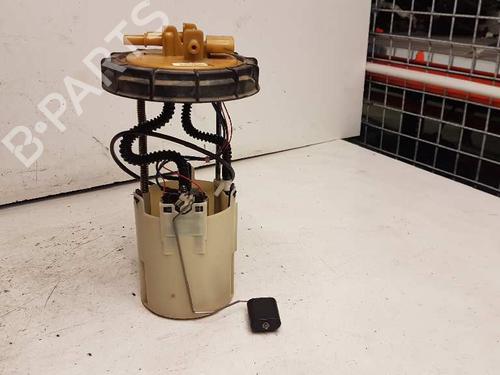 Used Fuel pump MERCEDES-BENZ SPRINTER 3,5-t Van (B906) 313 CDI (906.631, 906.633, 906.635, 906.637) (129 hp) 28992707