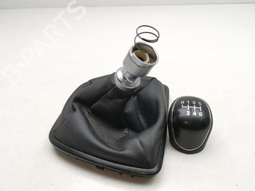 BP28979723O1 main image