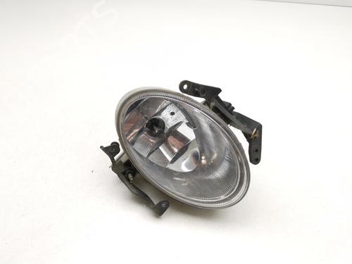 Used Right front fog light Right front fog light 39443429 39443429