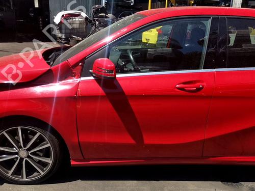 Used Left front door Left front door MERCEDES-BENZ B-CLASS Sports Tourer (W246, W242) B 200 CDI (246.201) (136 hp) 40217340 40217340