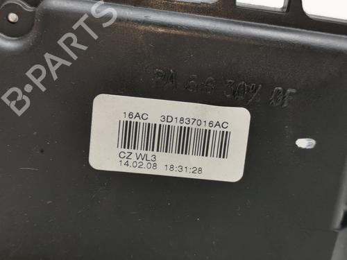 Zamek drzwi przednich prawych VW GOLF V (1K1)  | BP28981456C97