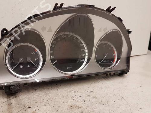 Used Instrument cluster MERCEDES-BENZ C-CLASS (W204) [2007-2015]  28995253