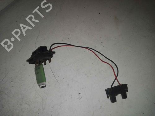 Used Heater resistor RENAULT CLIO II (BB_, CB_) 1.5 dCi (B/CB08) (82 hp) 28977961