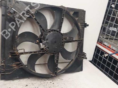 Køleventilator elektrisk RENAULT MEGANE IV Hatchback (B9A/M/N_) 1.6 dCi 130 (B9A4) (130 hp) 28994132