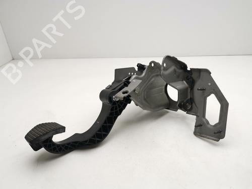 Clutch pedal PEUGEOT 208 I (CA_, CC_) 1.6 HDi | BP28984934I13 