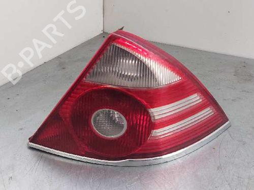 Used Right taillight FORD MONDEO III (B5Y) [2000-2007]  28997878