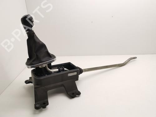 Used Gear lever OPEL CORSA E (X15) [2014-2025]  29000392