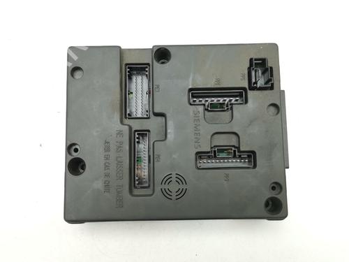 Used Electronic module RENAULT MEGANE I Coach (DA0/1_) 1.6 16V (DA0B, DA04, DA11) (107 hp) 32866298