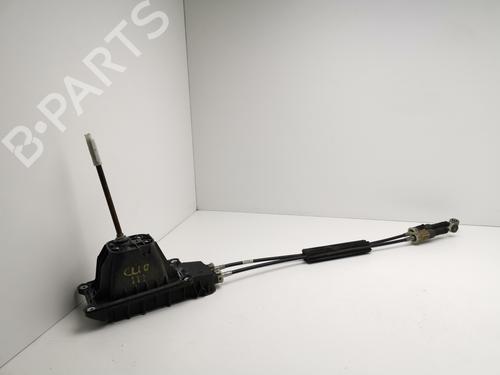 Used Gear lever RENAULT CLIO III (BR0/1, CR0/1) 1.5 dCi (75 hp) 28998742