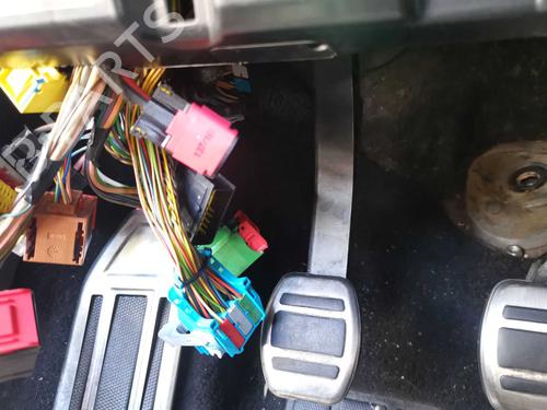 Used Clutch pedal Clutch pedal PEUGEOT 308 II (LB_, LP_, LW_, LH_, L3_) 2.0 BlueHDi 150 (150 hp) 40217319 40217319