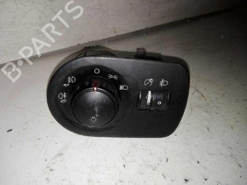 Used Headlight switch SEAT LEON (1P1) [2005-2013]  28978474
