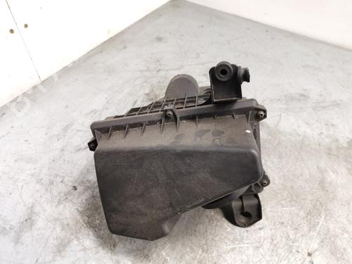Used Air filter box FORD FOCUS II Saloon (DB_, FCH, DH) [2005-2025]  30882424