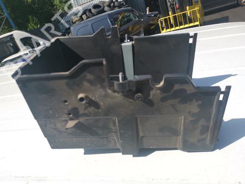 BP28979636O1 main image