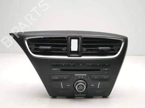 Used Radio HONDA CIVIC IX (FK) 1.6 i-DTEC (FK3) (120 hp) 30319067
