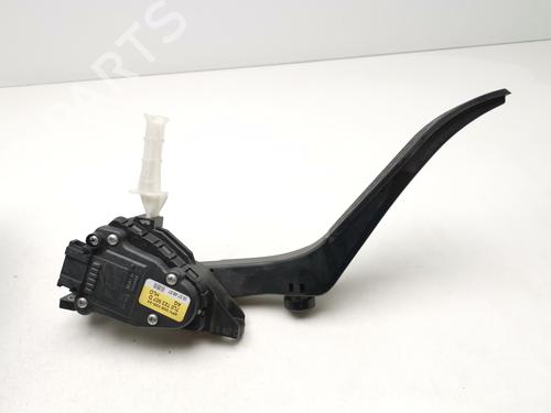 pedal-audi-q7-4lb-2006-2007-2008-2009-2010-2011-2012-2013-2014-2015-2016-39437759 main image