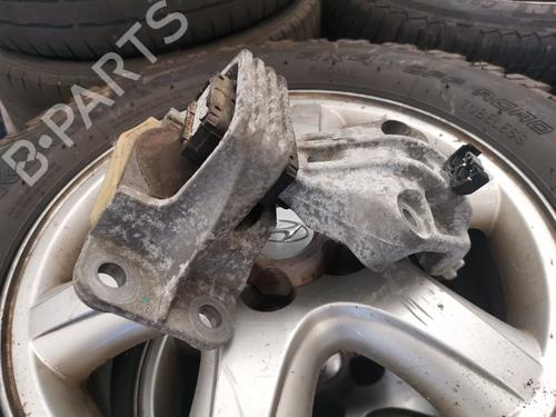 Motorophæng RENAULT MEGANE III Hatchback (BZ0/1_, B3_) 1.5 dCi (BZ09, BZ0D, BZ1W, BZ29, BZ14) (110 hp) 28981424
