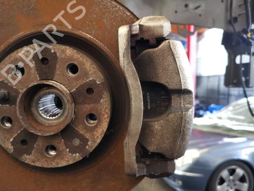 Used Right front brake caliper Right front brake caliper FIAT TIPO Hatchback (356_, 357_) 1.6 D (356HXG1B, 356HXG11) (120 hp) 40218133 40218133