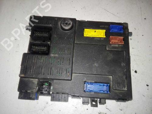 Used Fuse box CITROËN XSARA PICASSO (N68) 2.0 HDi (90 hp) 28998013