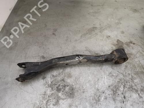 Used Right rear suspension arm MITSUBISHI PAJERO III (V7_W, V6_W) [1999-2007]  28986020