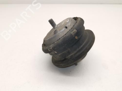 Used Engine mount MERCEDES-BENZ VITO / MIXTO Van (W639) 111 CDI (639.601, 639.603, 639.605) (109 hp) 28986081