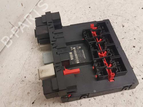 Used Fuse box VW GOLF V (1K1) 2.0 GTI (200 hp) 28987238