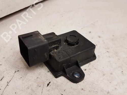 Used Electronic module PEUGEOT 308 II (LB_, LP_, LW_, LH_, L3_) [2013-2021]  28980904