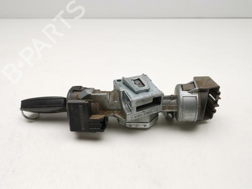Used Electronic module FORD FOCUS III Saloon 1.6 TDCi (115 hp) 28981768