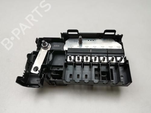 Used Fuse box Fuse box 39439148 39439148